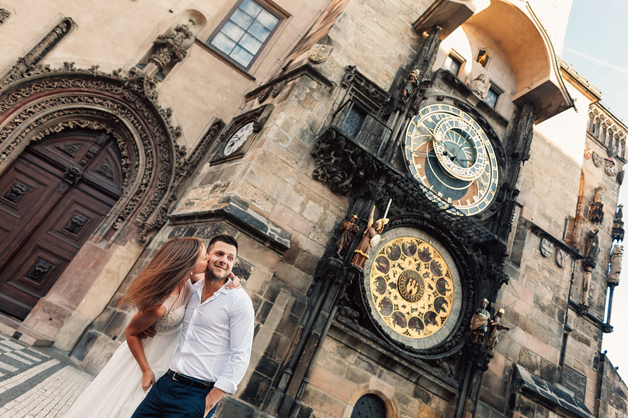 «Когда невозможно сдержать улыбки» Свадебная прогулка по Праге
